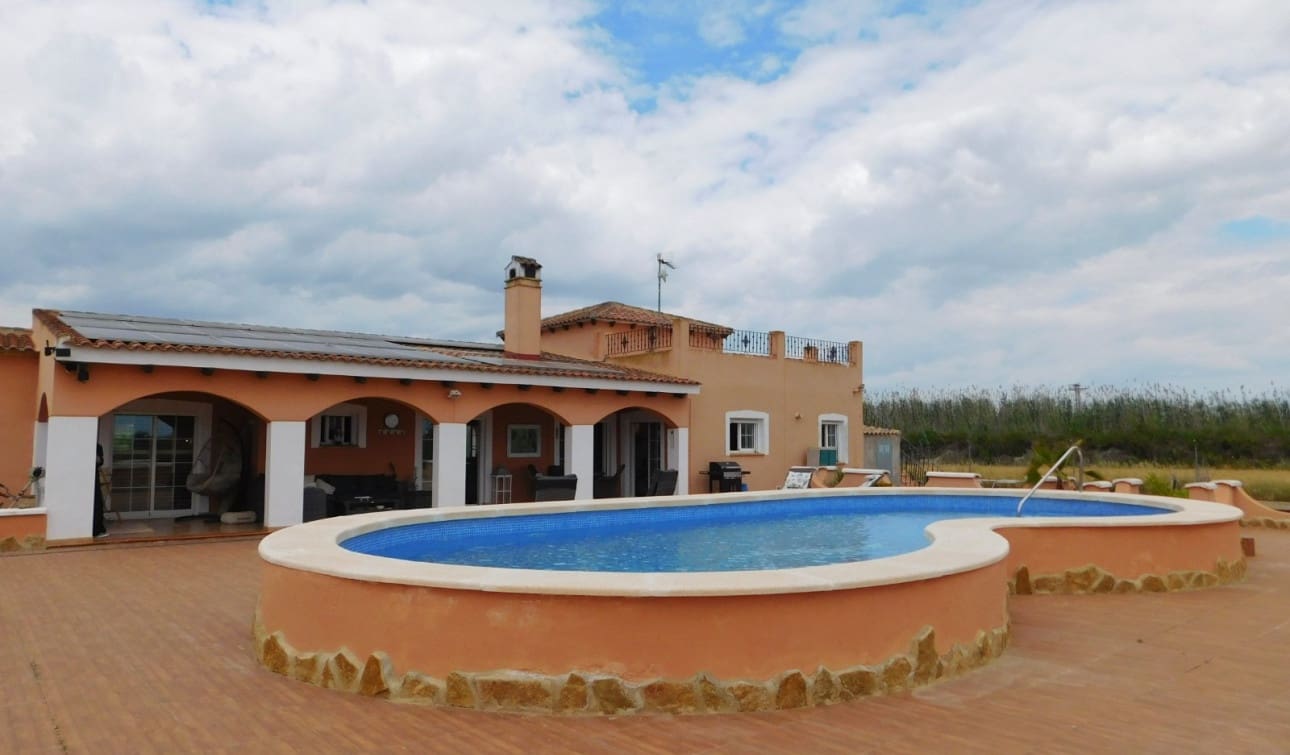 3 bedroom Villa for sale in Dolores with pool - € 460,000 (Ref: 8977713)