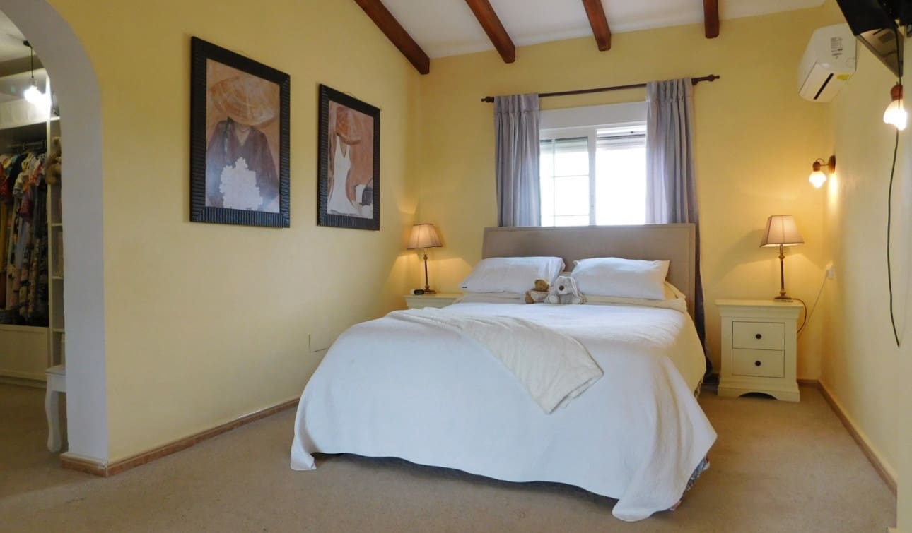 3 bedroom Villa for sale in Dolores with pool - € 460,000 (Ref: 8977713)