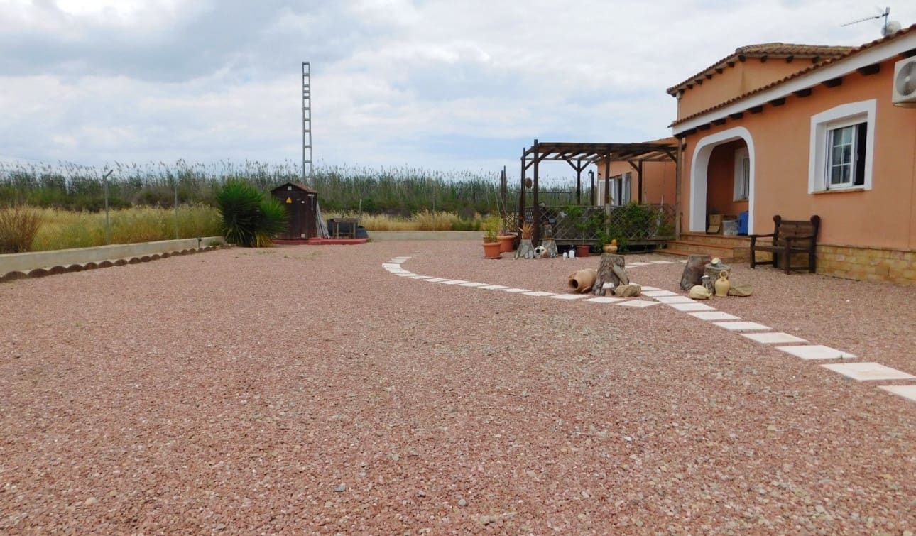 3 bedroom Villa for sale in Dolores with pool - € 460,000 (Ref: 8977713)