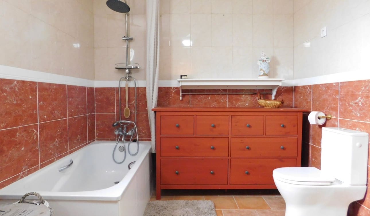 3 bedroom Villa for sale in Dolores with pool - € 460,000 (Ref: 8977713)