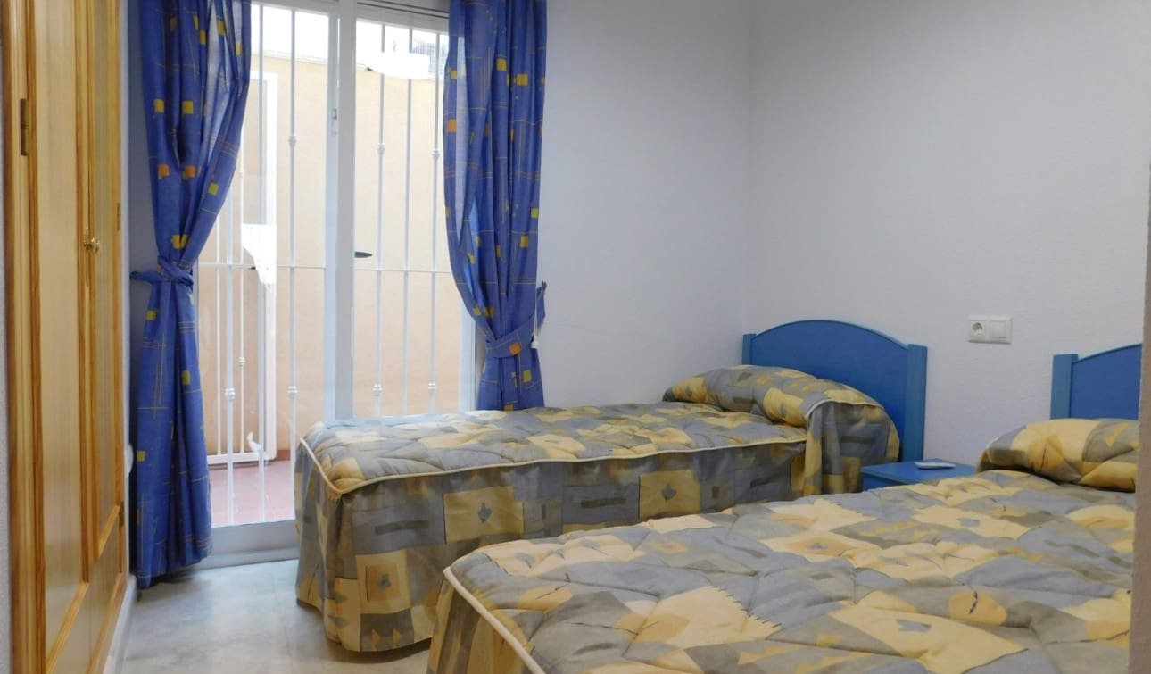 2 soveværelse Lejlighed til leje i La Matanza med swimmingpool - € 600 (Ref: 9210491)