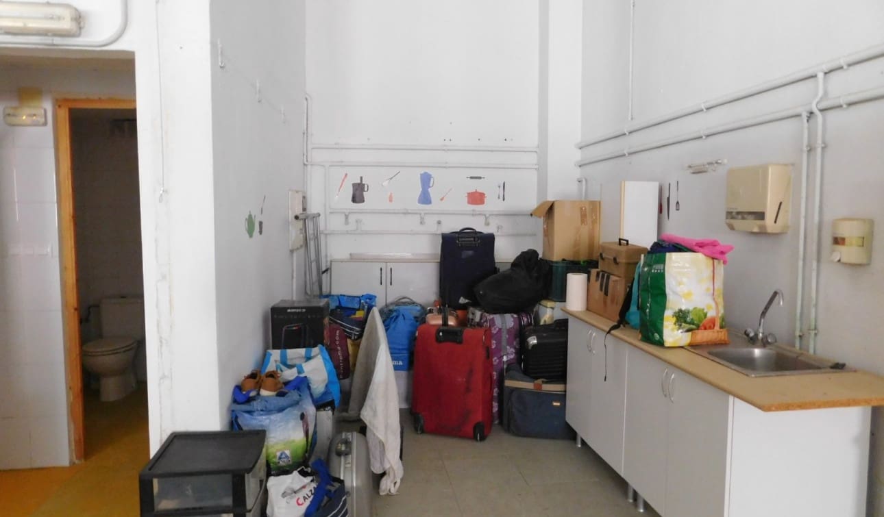 Kommersiell till salu i San Miguel de Salinas med pool - 160 000 € (Ref: 9223642)