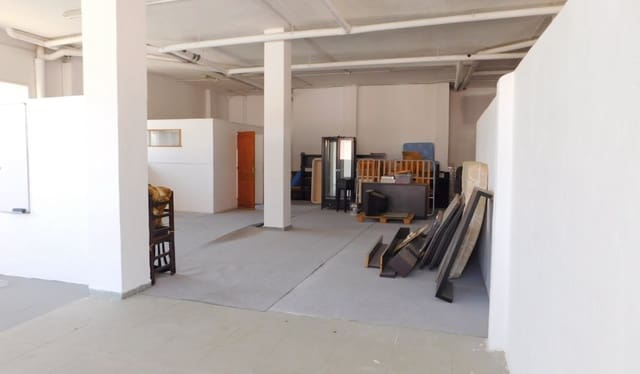 Local Comercial en San Miguel de Salinas en venta con piscina - 160.000 € (Ref: 9223642)