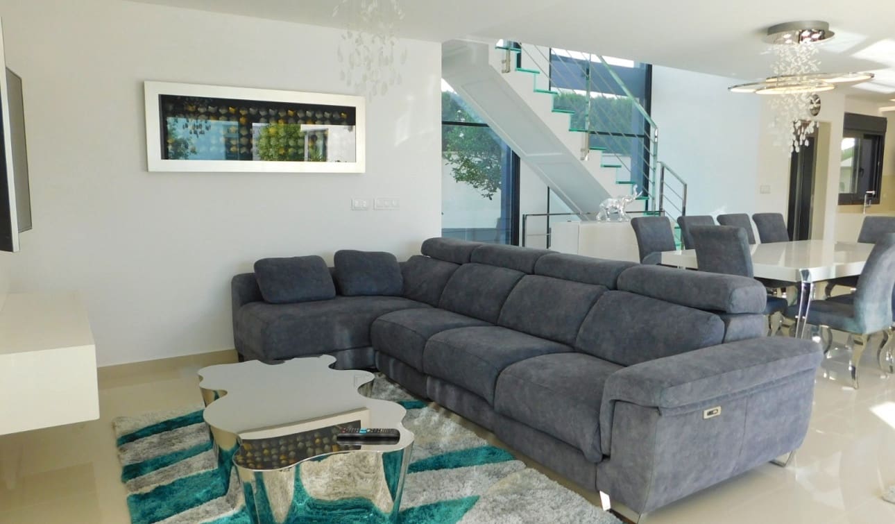 5 slaapkamer Villa te koop in San Miguel de Salinas met zwembad - € 849.000 (Ref: 9235298)