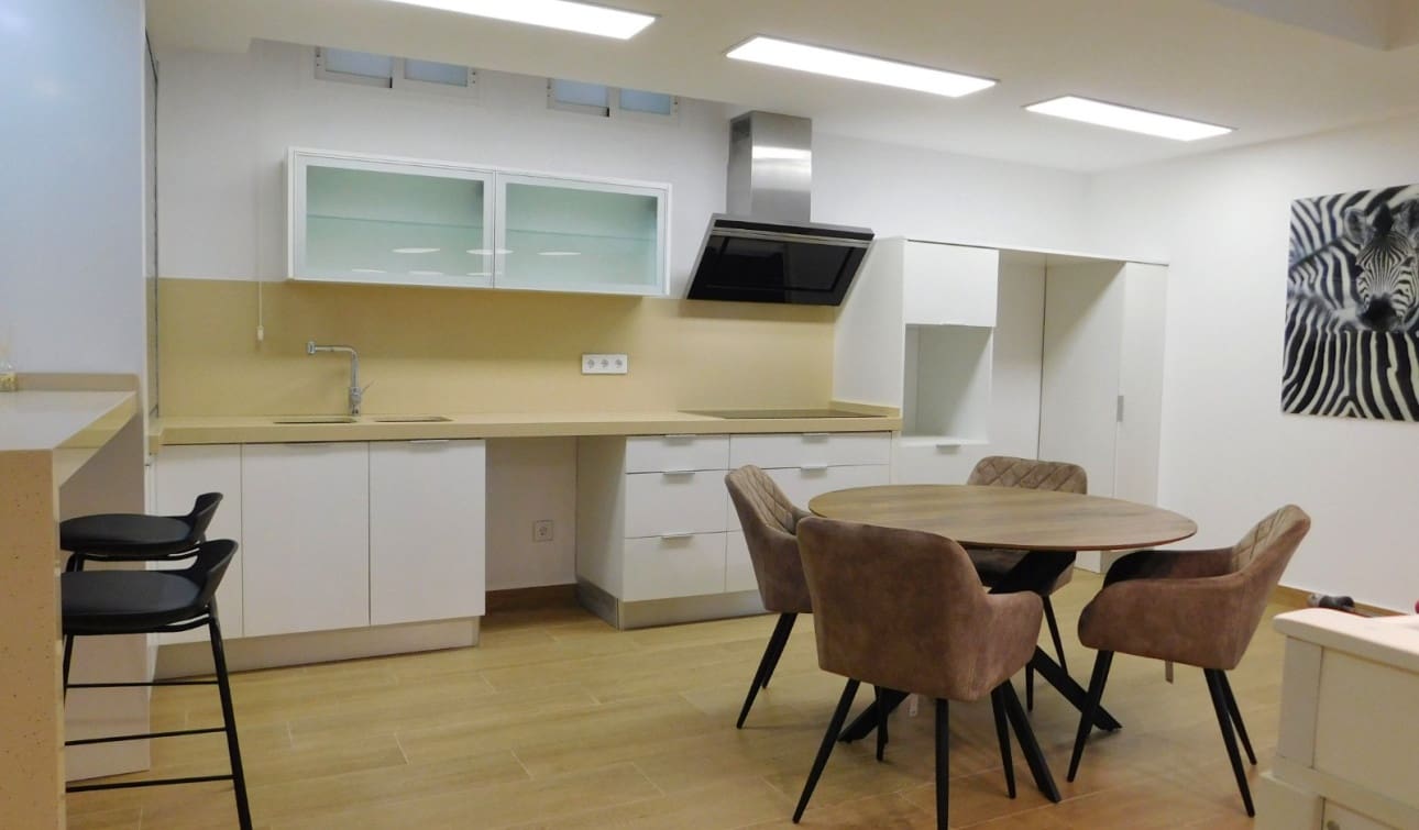 5 slaapkamer Villa te koop in San Miguel de Salinas met zwembad - € 849.000 (Ref: 9235298)