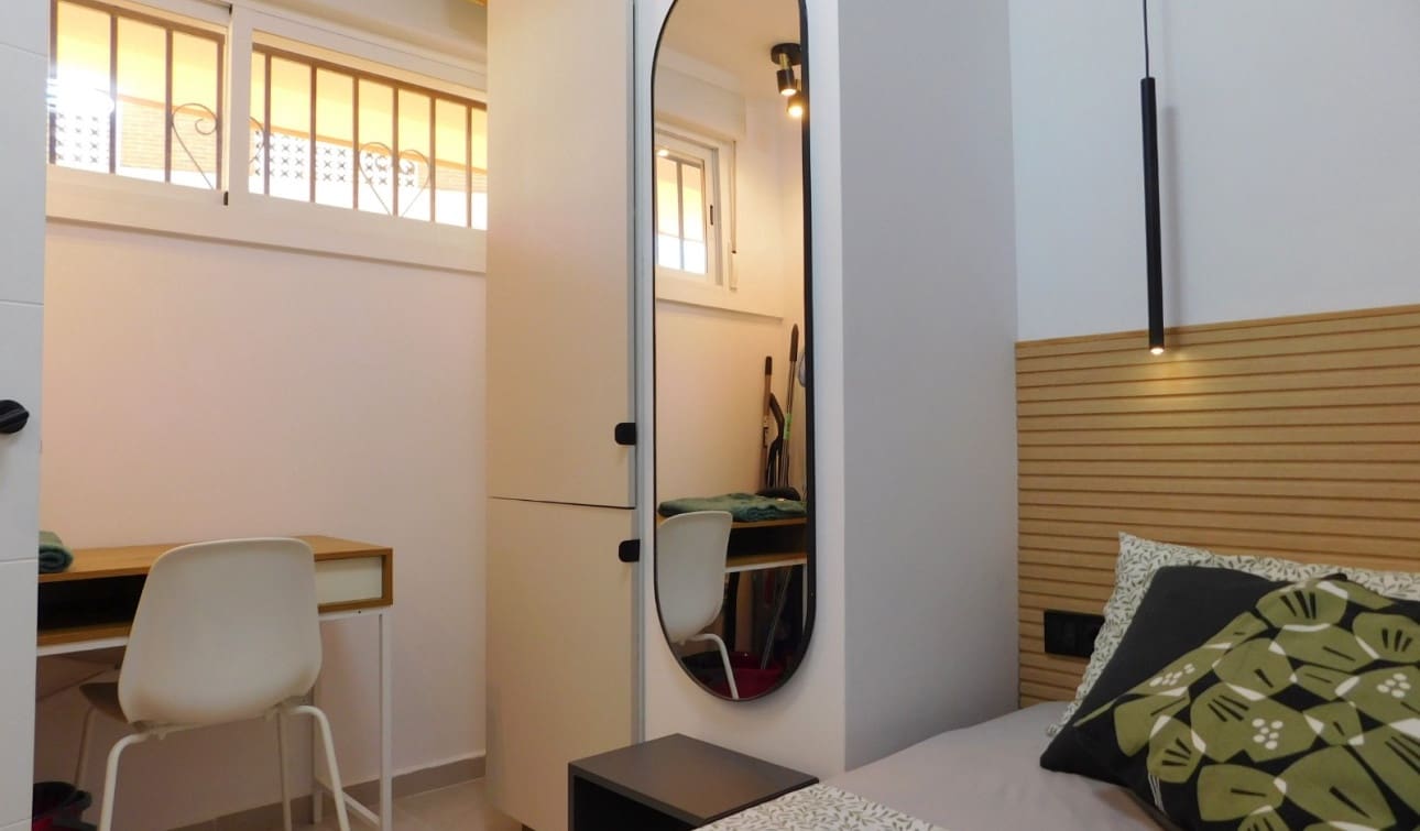 3 soverom Strandleiligheter til salgs i Torrevieja med svømmebasseng - € 229 000 (Ref: 9235299)