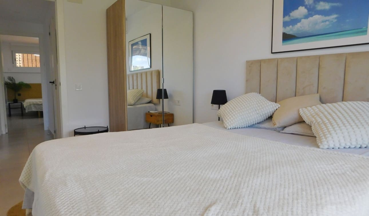 3 soverom Strandleiligheter til salgs i Torrevieja med svømmebasseng - € 229 000 (Ref: 9235299)