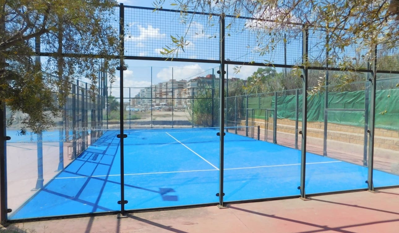 3 soverom Strandleiligheter til salgs i Torrevieja med svømmebasseng - € 229 000 (Ref: 9235299)