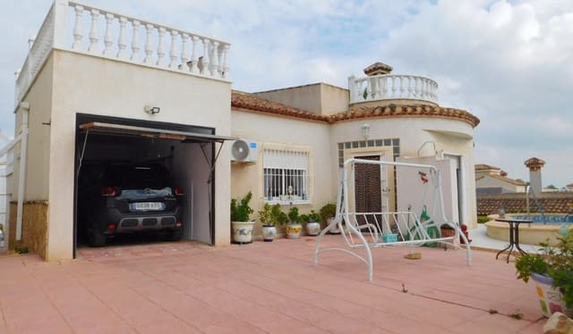3 Zimmer Villa zu verkaufen in San Miguel de Salinas mit Pool Garage - 270.000 € (Ref: 9325171)