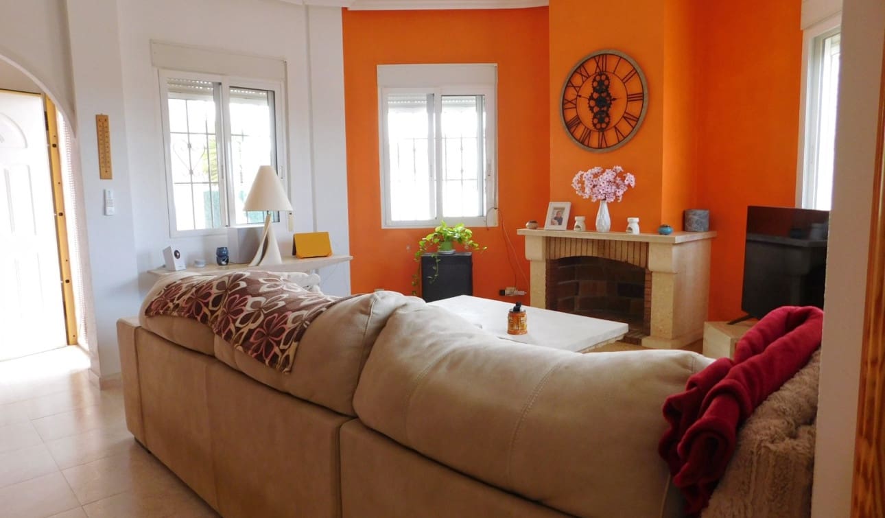 3 slaapkamer Villa te koop in Bigastro met zwembad - € 280.000 (Ref: 9325533)