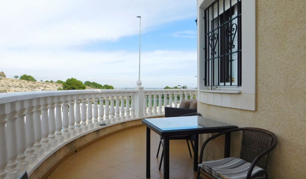 3 slaapkamer Villa te koop in Bigastro met zwembad - € 280.000 (Ref: 9325533)