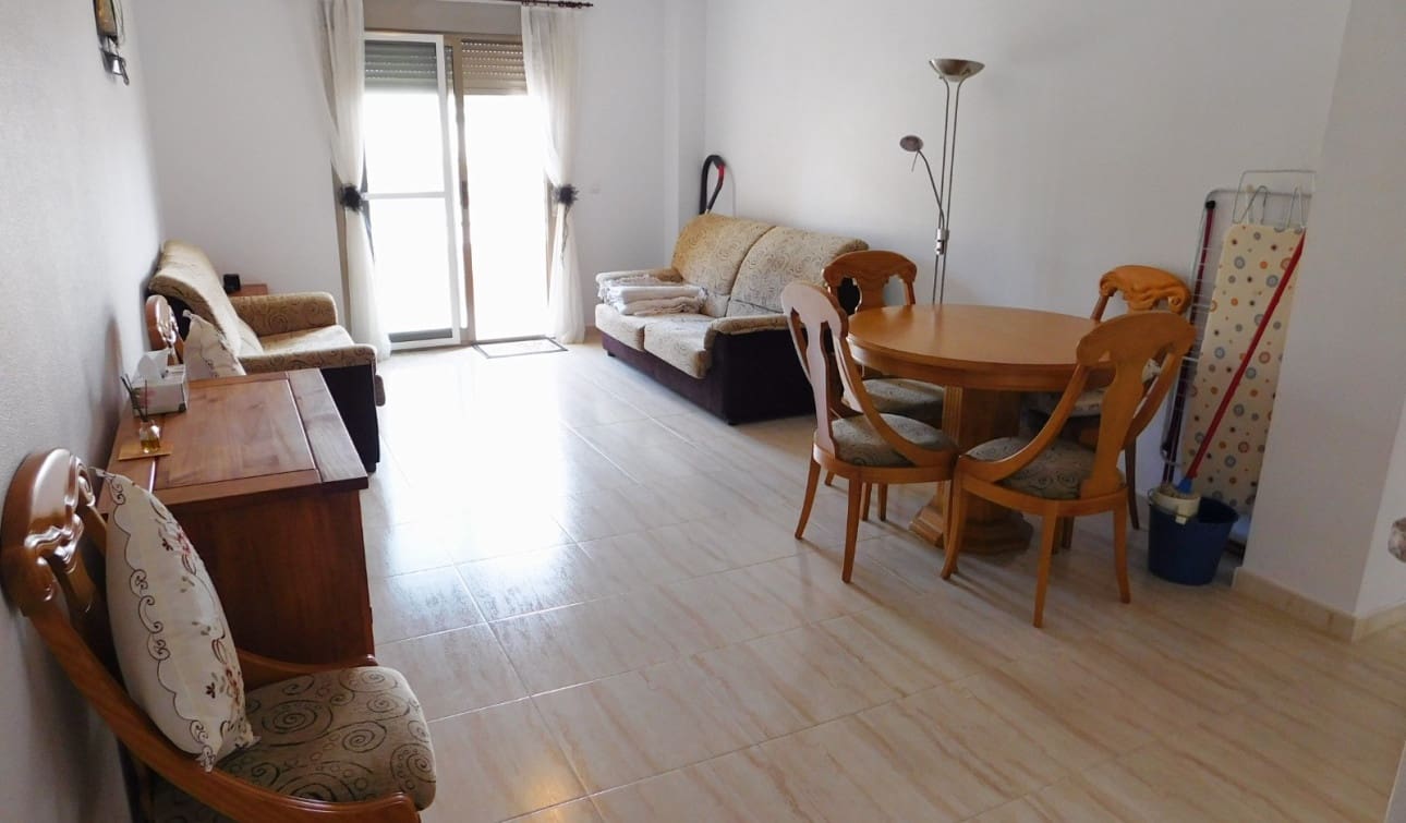 Apartamento de 2 habitaciones en San Miguel de Salinas en venta con piscina garaje - 100.000 € (Ref: 9394284)