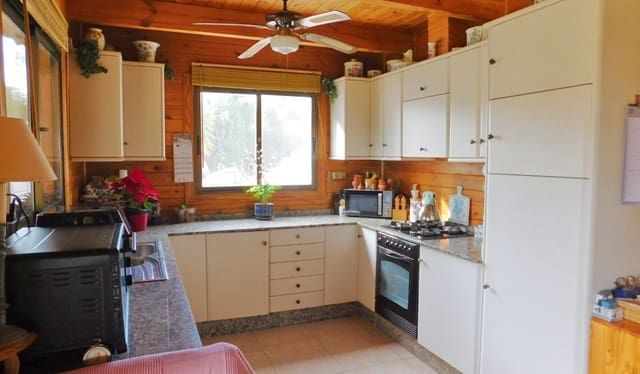 2 bedroom Finca/Country House for sale in Torremendo, Orihuela with pool - € 220,000 (Ref: 9528899)