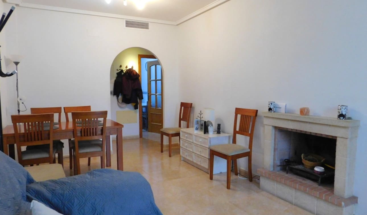 2 bedroom Apartment for sale in Torremendo with pool garage - € 112,000 (Ref: 9546986)