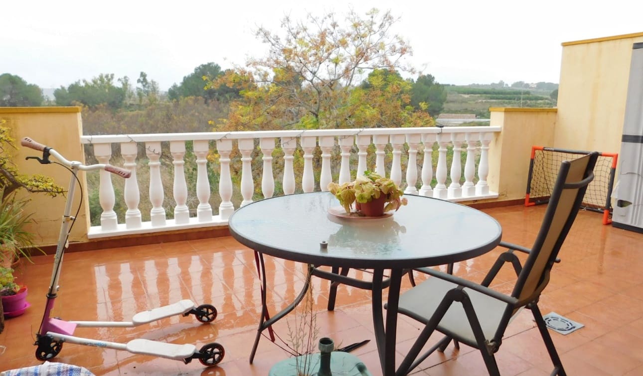 2 bedroom Apartment for sale in Torremendo with pool garage - € 112,000 (Ref: 9546986)