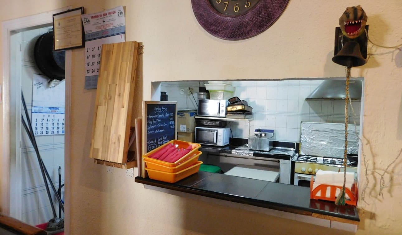 Local Comercial en San Miguel de Salinas en venta con piscina - 147.000 € (Ref: 9584636)