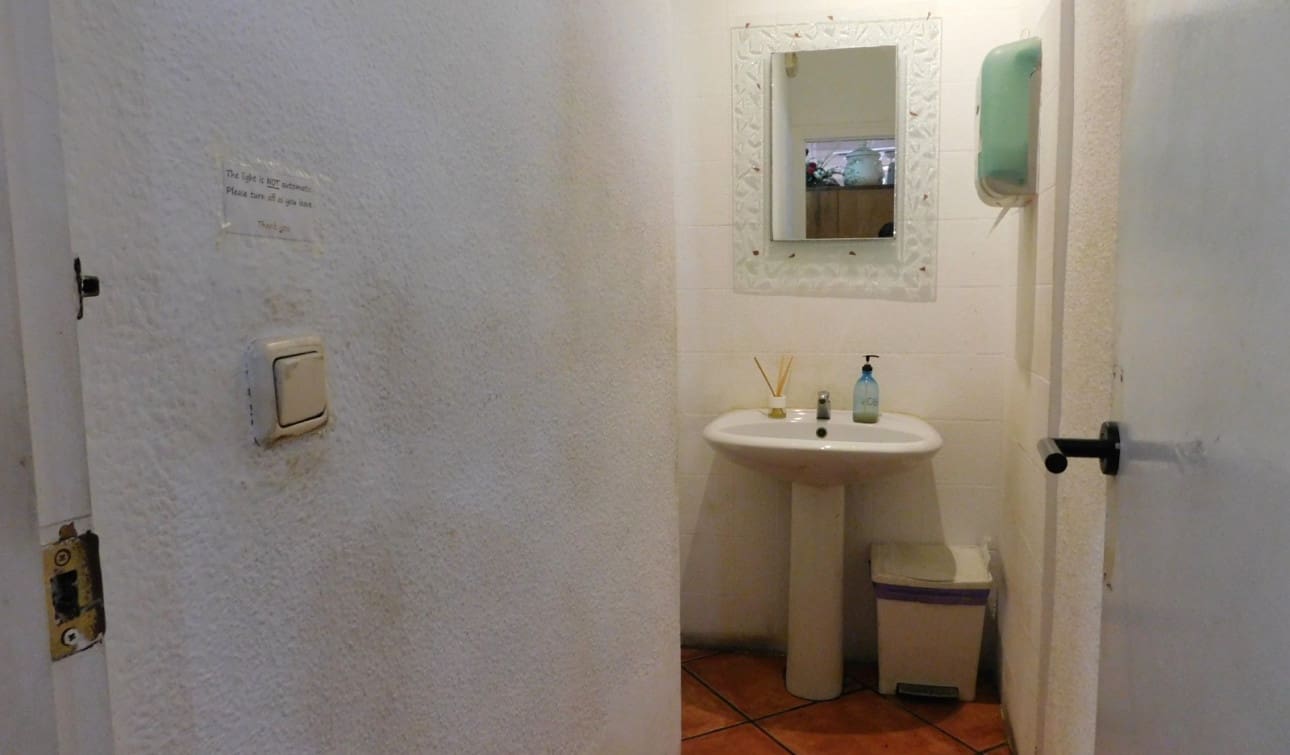 Local Comercial en San Miguel de Salinas en venta con piscina - 147.000 € (Ref: 9584636)