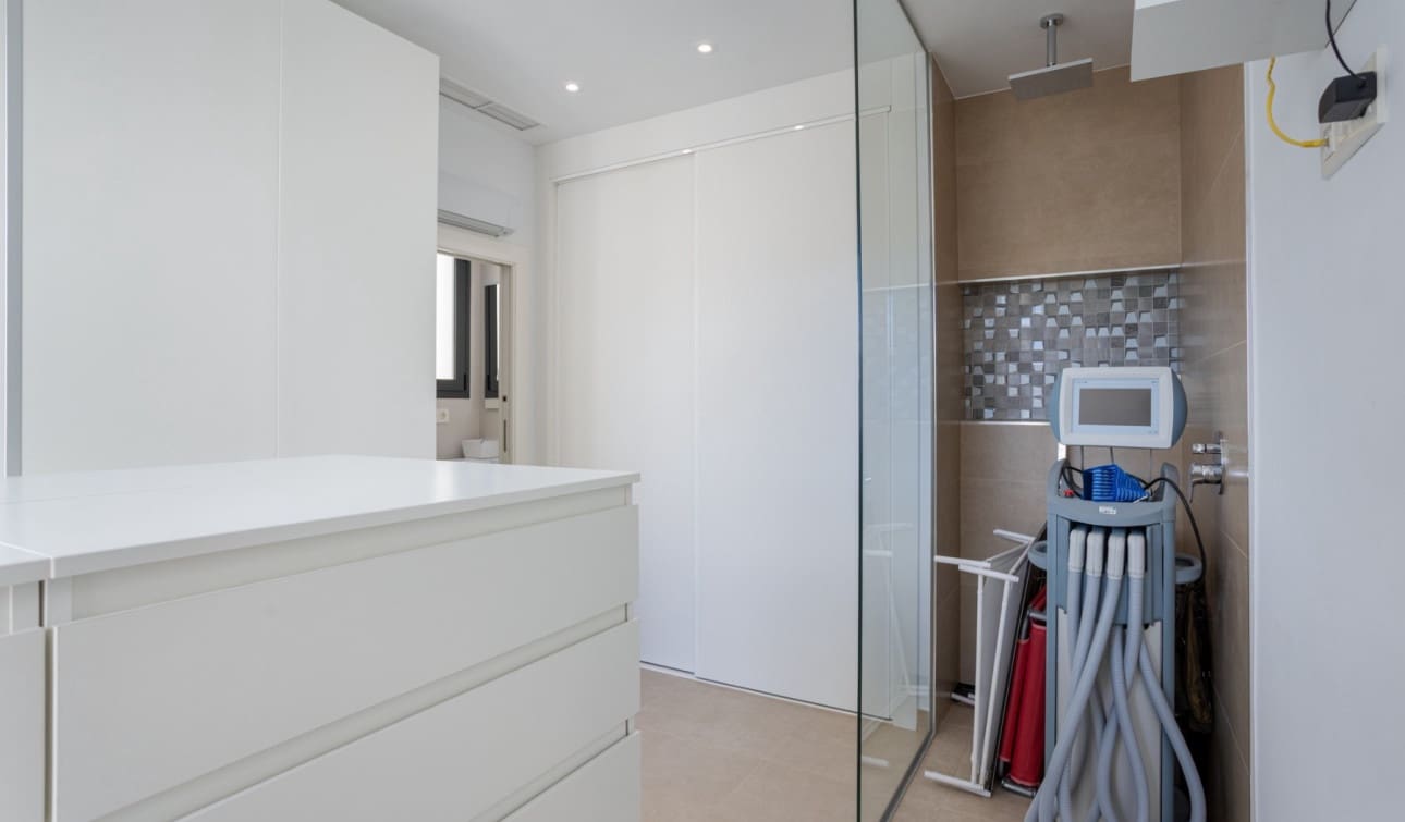 3 sypialnia Dom na sprzedaż w Benijofar z basenem - 439 900 € (Ref: 9618475)