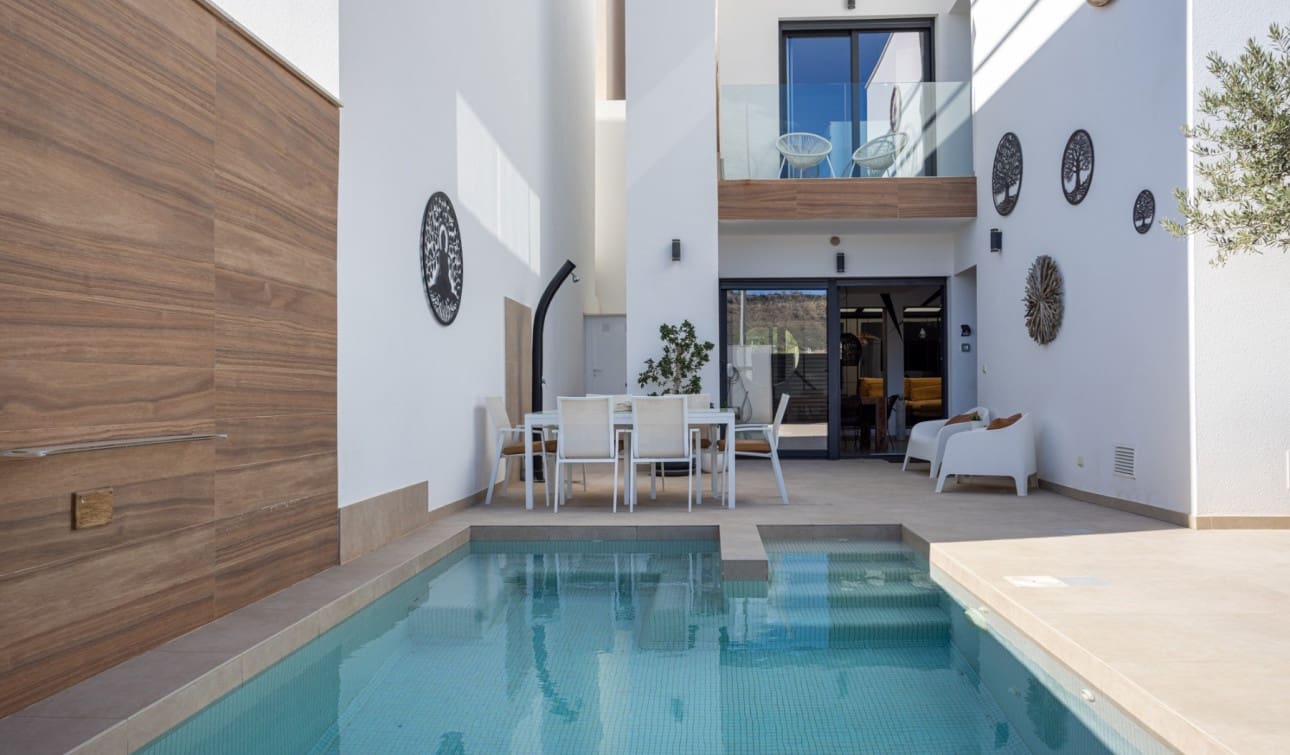 3 sypialnia Dom na sprzedaż w Benijofar z basenem - 439 900 € (Ref: 9618475)