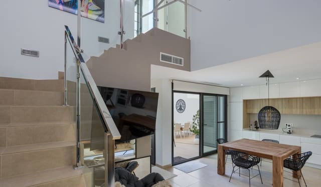 3 sypialnia Dom na sprzedaż w Benijófar z basenem - 439 900 € (Ref: 9618475)