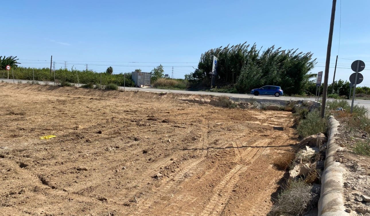 Quinta/Casa Rural para venda em San Miguel de Salinas com piscina - 99 000 € (Ref: 9685607)