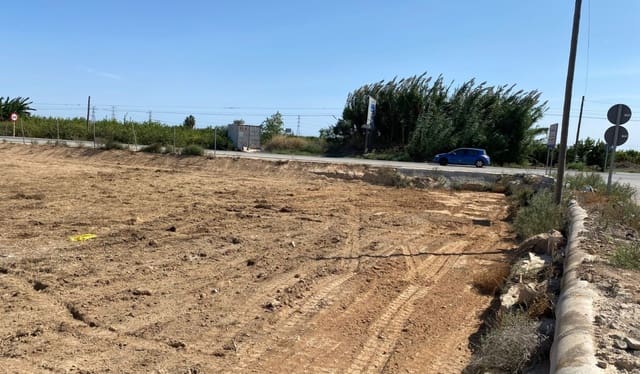 Finca/Casa Rural en San Miguel de Salinas en venta con piscina - 99.000 € (Ref: 9685607)