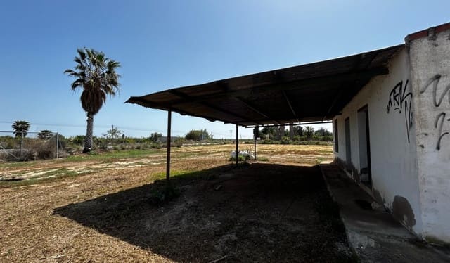 Maalaistalo myytävänä paikassa San Miguel de Salinas mukana uima-altaan - 99 000 € (Ref: 9685607)