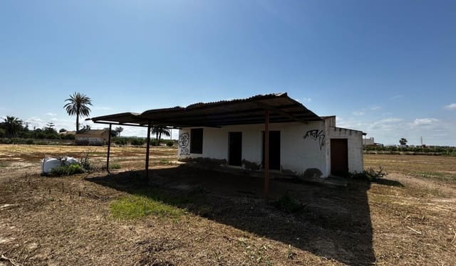 Maalaistalo myytävänä paikassa San Miguel de Salinas mukana uima-altaan - 99 000 € (Ref: 9685607)