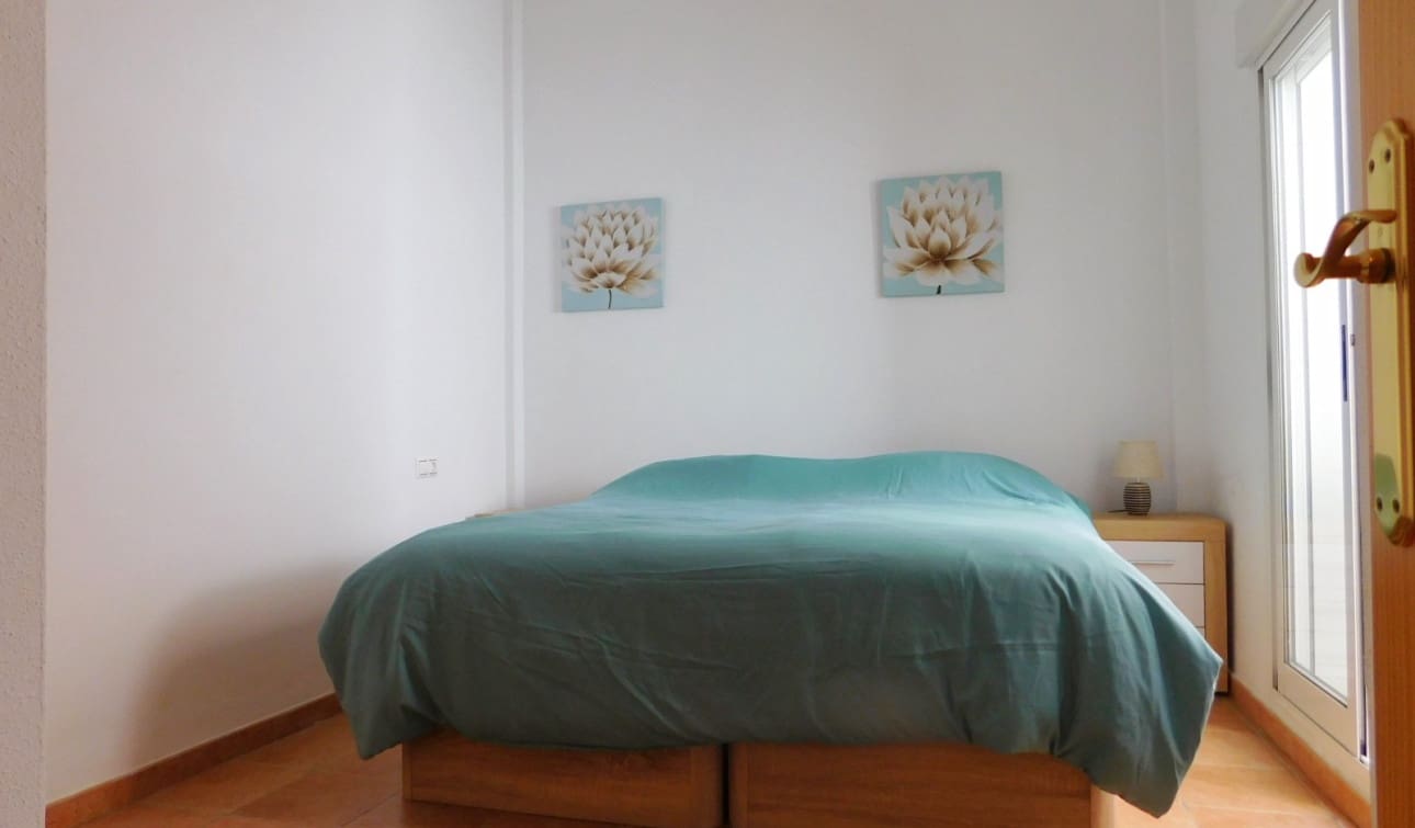 2 bedroom Apartment for sale in Torremendo with pool - € 110,000 (Ref: 9691646)