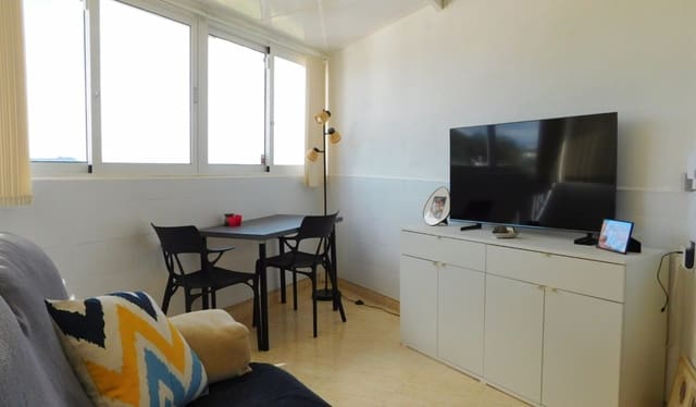 1 soverom Leilighet til leie i San Miguel de Salinas med svømmebasseng - € 550 (Ref: 9707961)