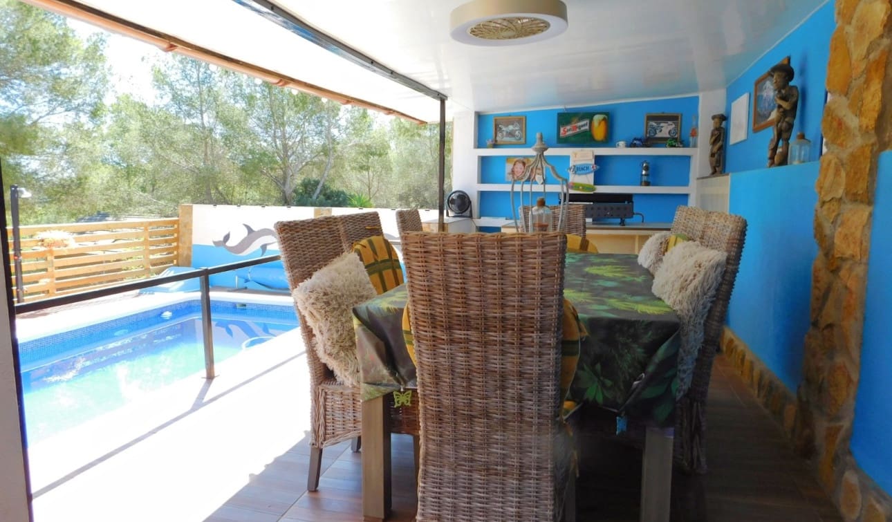 3 soverom Villa til salgs i Torremendo med svømmebasseng garasje - € 330 000 (Ref: 9860830)