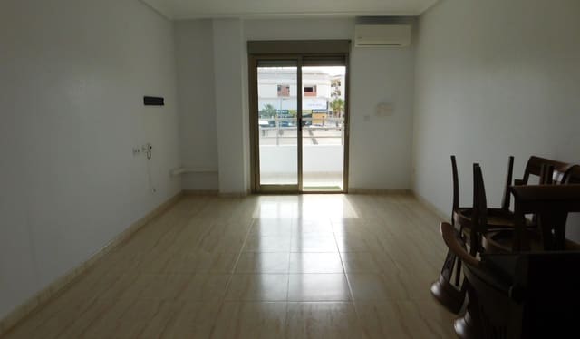 2 bedroom Apartment for rent in San Miguel de Salinas with pool - € 700 (Ref: 9867816)