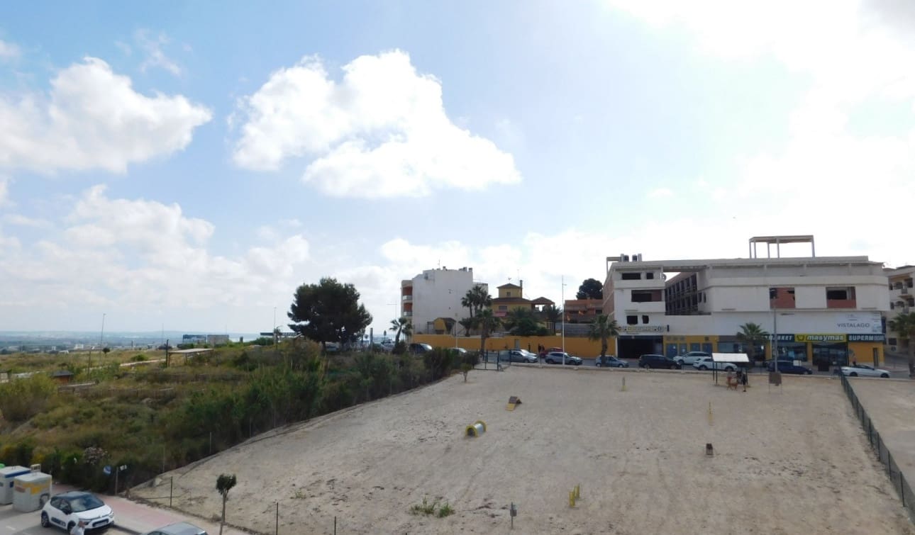 2 bedroom Apartment for rent in San Miguel de Salinas with pool - € 700 (Ref: 9867816)
