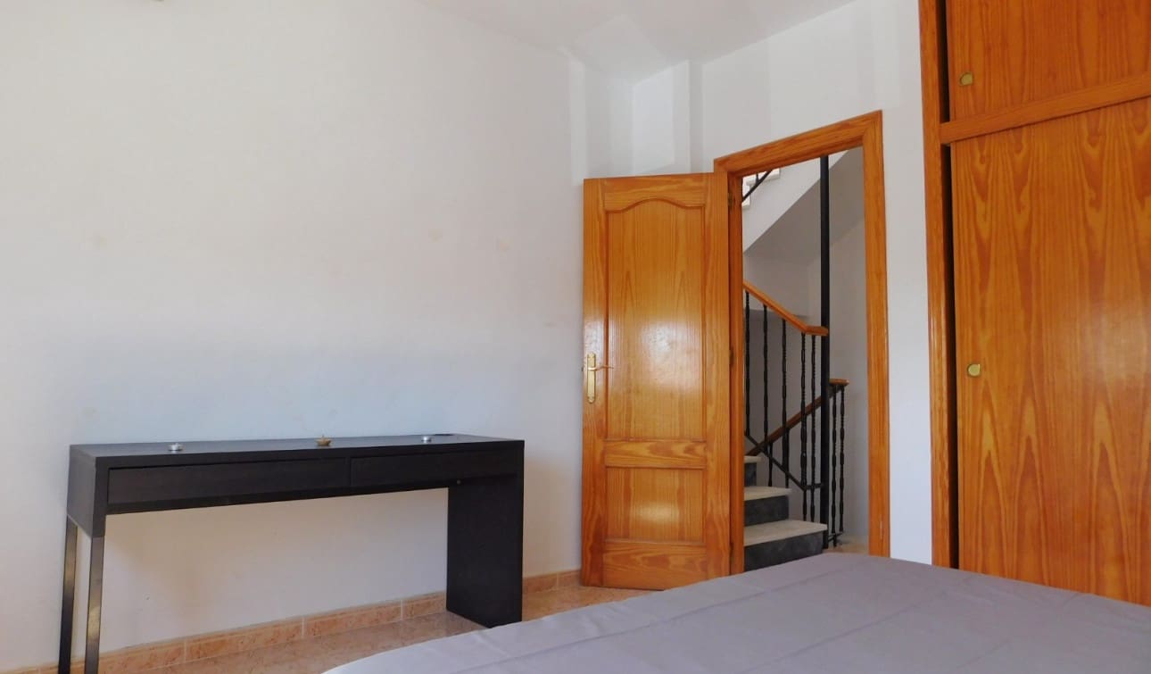 4 quarto Casa em Banda para venda em Torremendo com piscina - 125 000 € (Ref: 9905187)