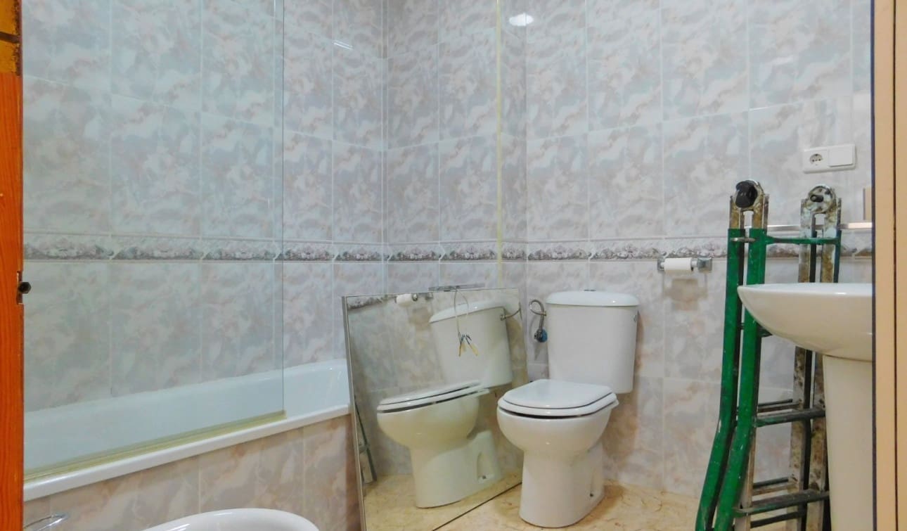 4 quarto Casa em Banda para venda em Torremendo com piscina - 125 000 € (Ref: 9905187)