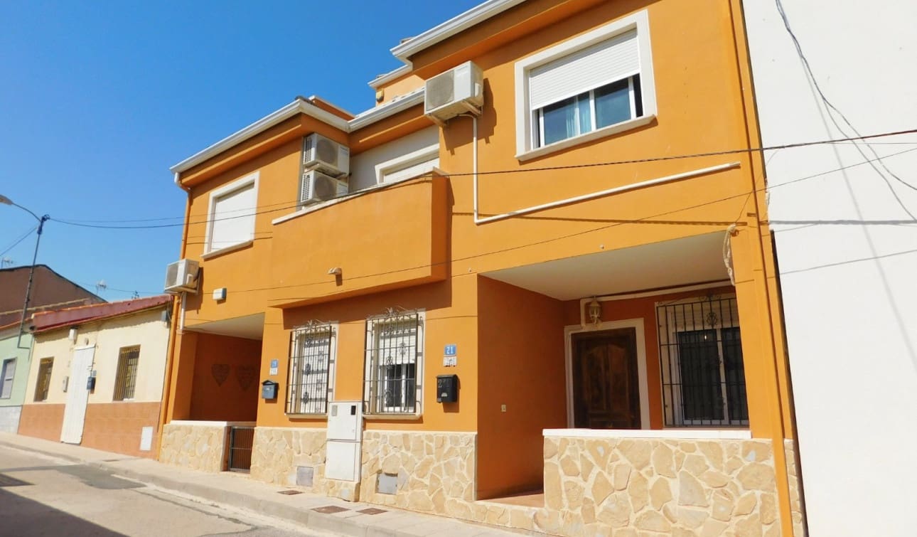 4 quarto Casa em Banda para venda em Torremendo com piscina - 125 000 € (Ref: 9905187)