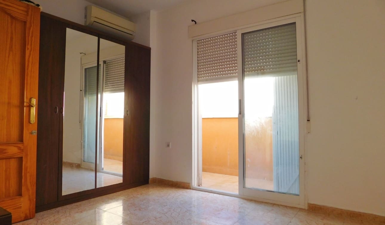 4 quarto Casa em Banda para venda em Torremendo com piscina - 125 000 € (Ref: 9905187)