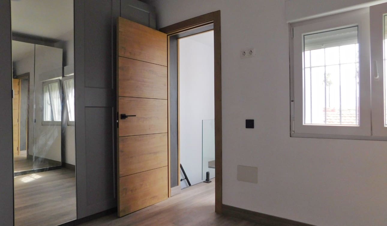 4 Zimmer Haus zu verkaufen in San Miguel de Salinas mit Pool - 180.000 € (Ref: 9911749)