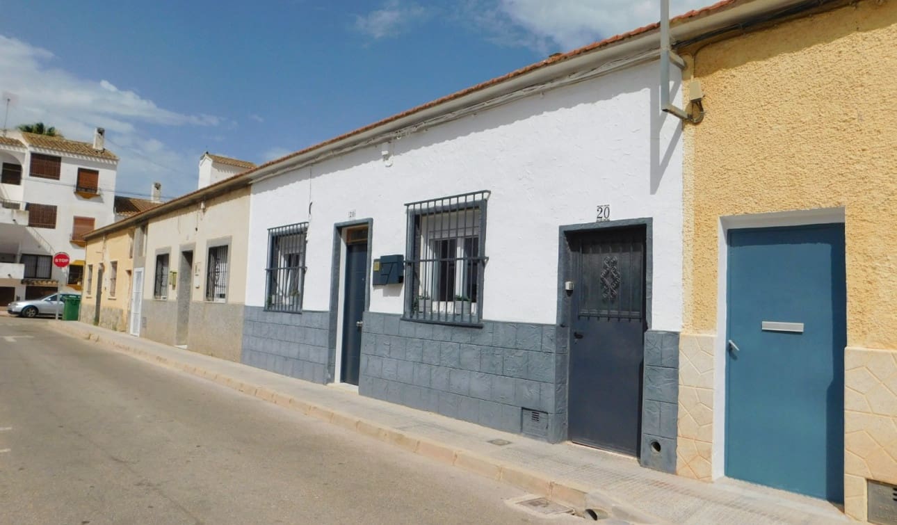 4 Zimmer Haus zu verkaufen in San Miguel de Salinas mit Pool - 180.000 € (Ref: 9911749)