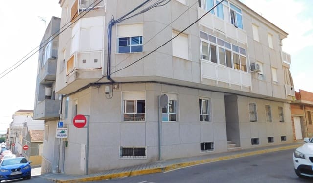 2 soveværelse Lejlighed til leje i San Miguel de Salinas med swimmingpool - € 750 (Ref: 9938579)