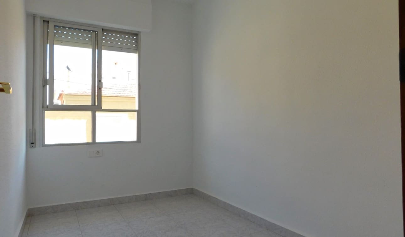 2 bedroom Apartment for rent in San Miguel de Salinas with pool - € 750 (Ref: 9938579)