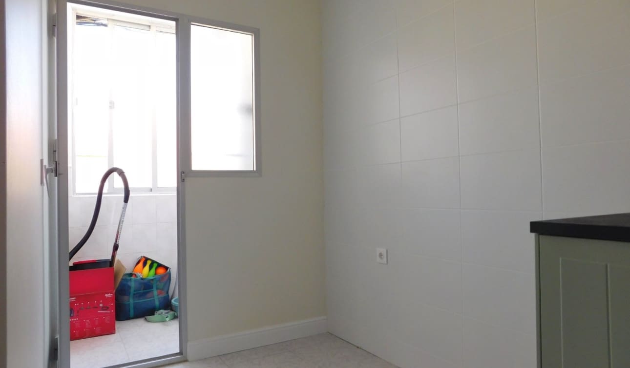 2 bedroom Apartment for rent in San Miguel de Salinas with pool - € 750 (Ref: 9938579)