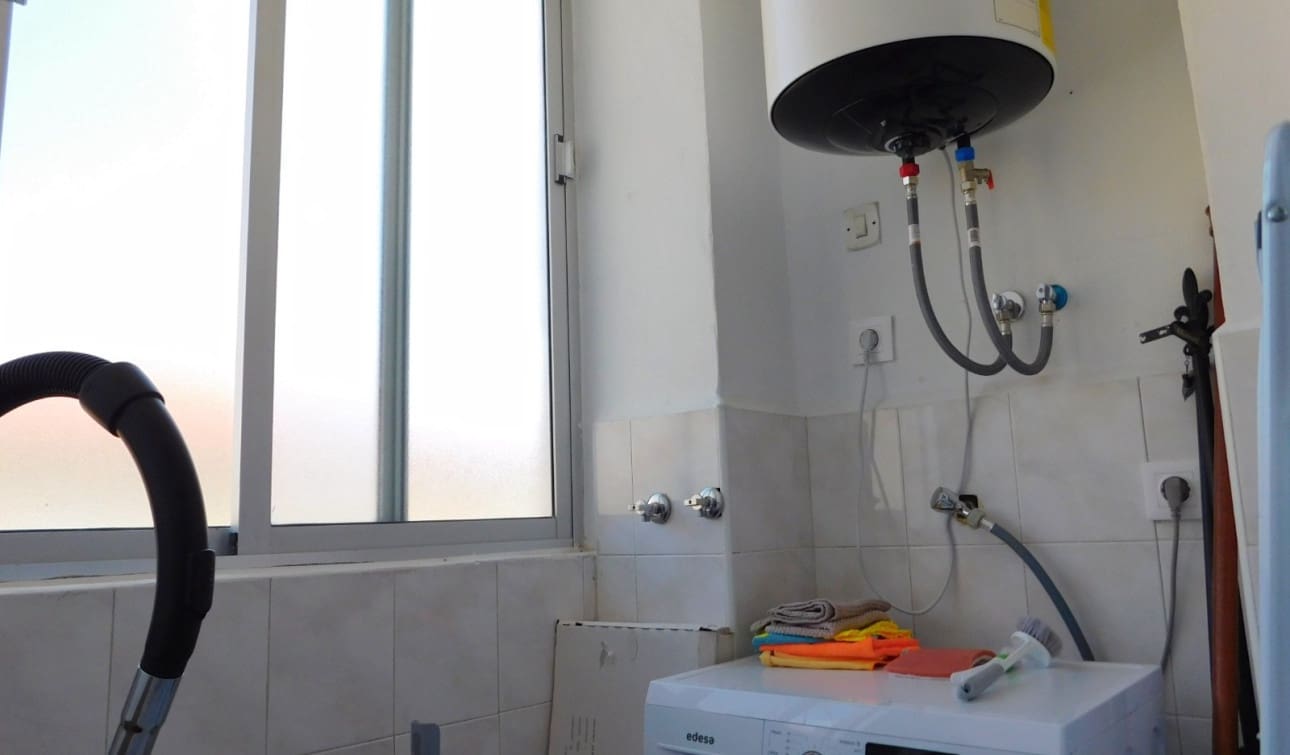 2 bedroom Apartment for rent in San Miguel de Salinas with pool - € 750 (Ref: 9938579)