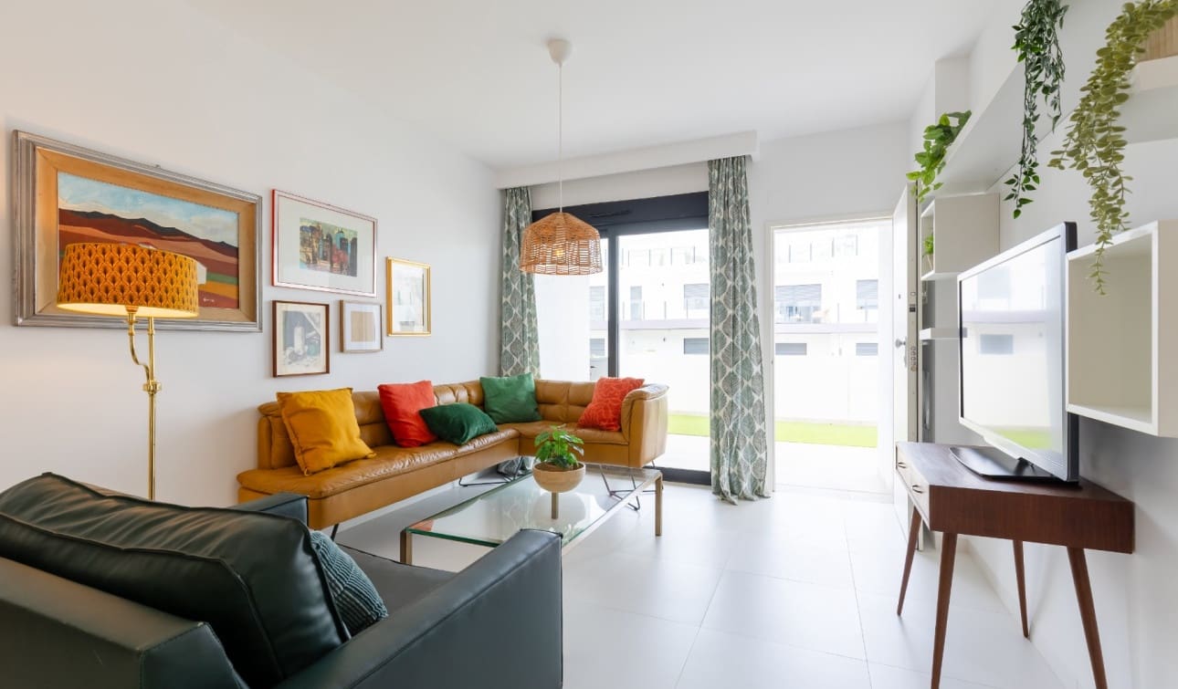 2 bedroom Apartment for sale in San Miguel de Salinas with pool - € 212,000 (Ref: 9964165)
