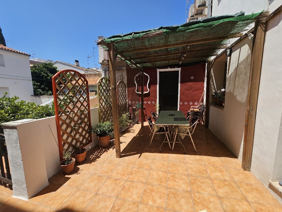 9 soverom Hotell til salgs i Carcaixent - € 375 000 (Ref: 10033156)