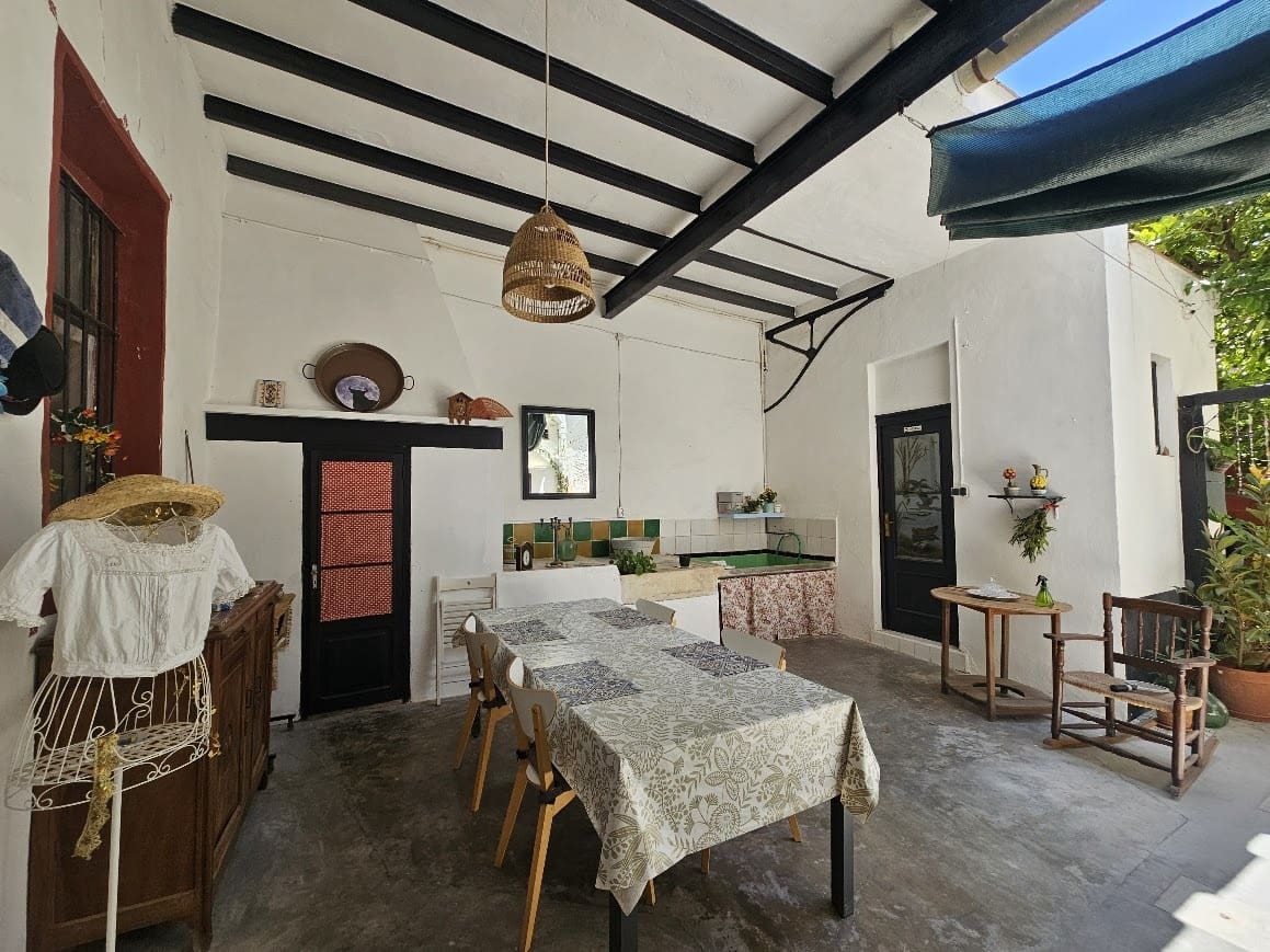 9 soverom Hotell til salgs i Carcaixent - € 375 000 (Ref: 10033156)