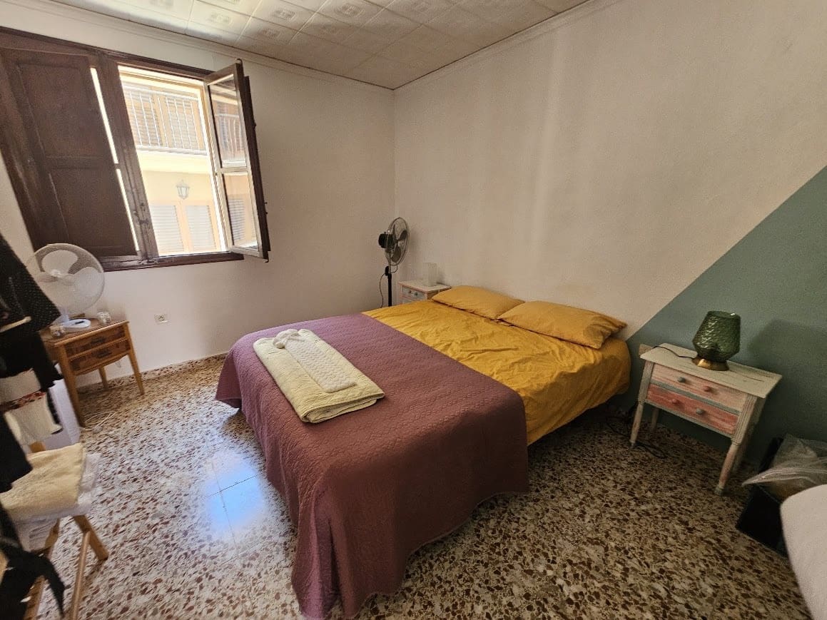 9 soverom Hotell til salgs i Carcaixent - € 375 000 (Ref: 10033156)