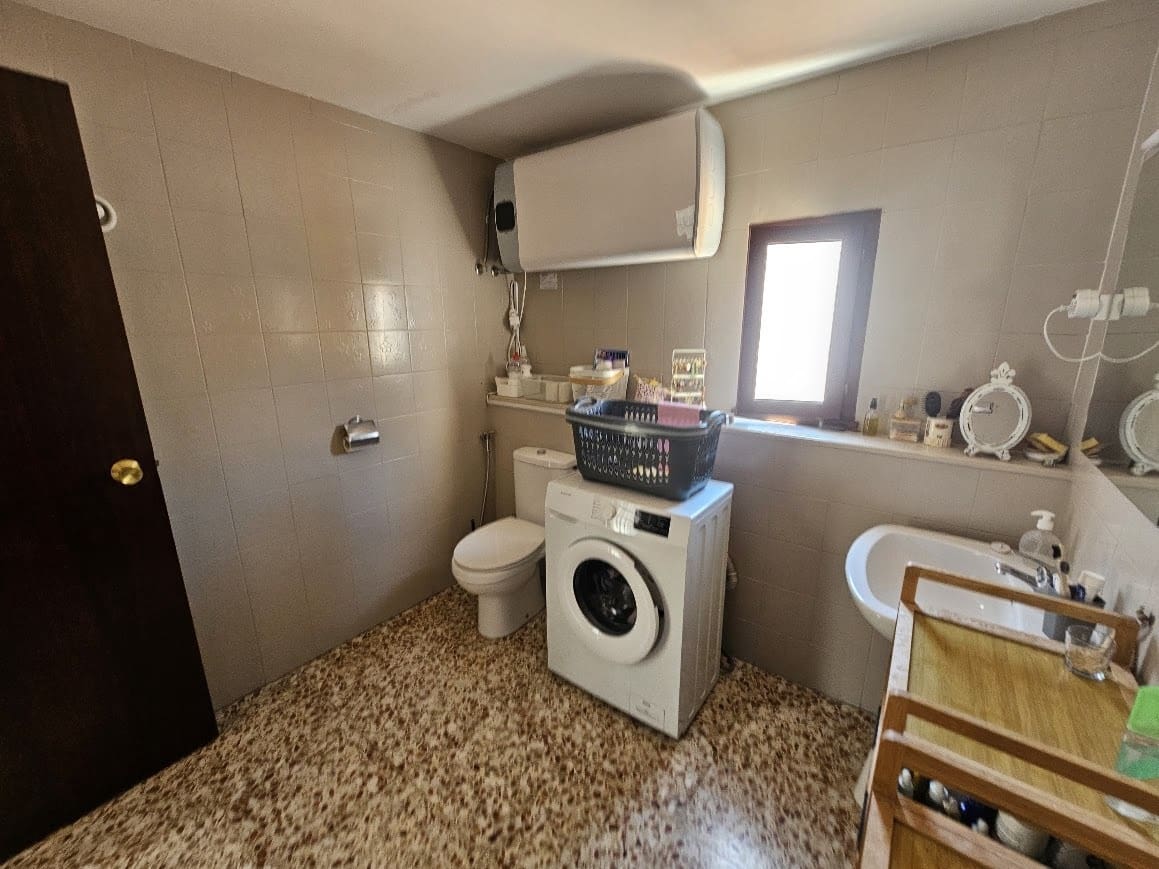 9 soverom Hotell til salgs i Carcaixent - € 375 000 (Ref: 10033156)