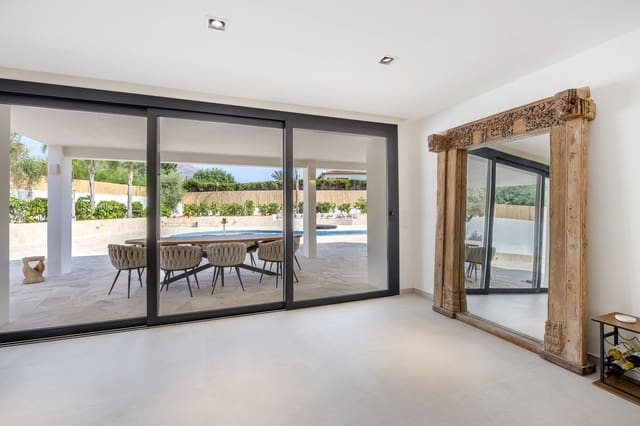 4 bedroom Villa for sale in Partides comunes - Adsubia, Javea / Xàbia with pool garage - € 1,650,000 (Ref: 10033246)