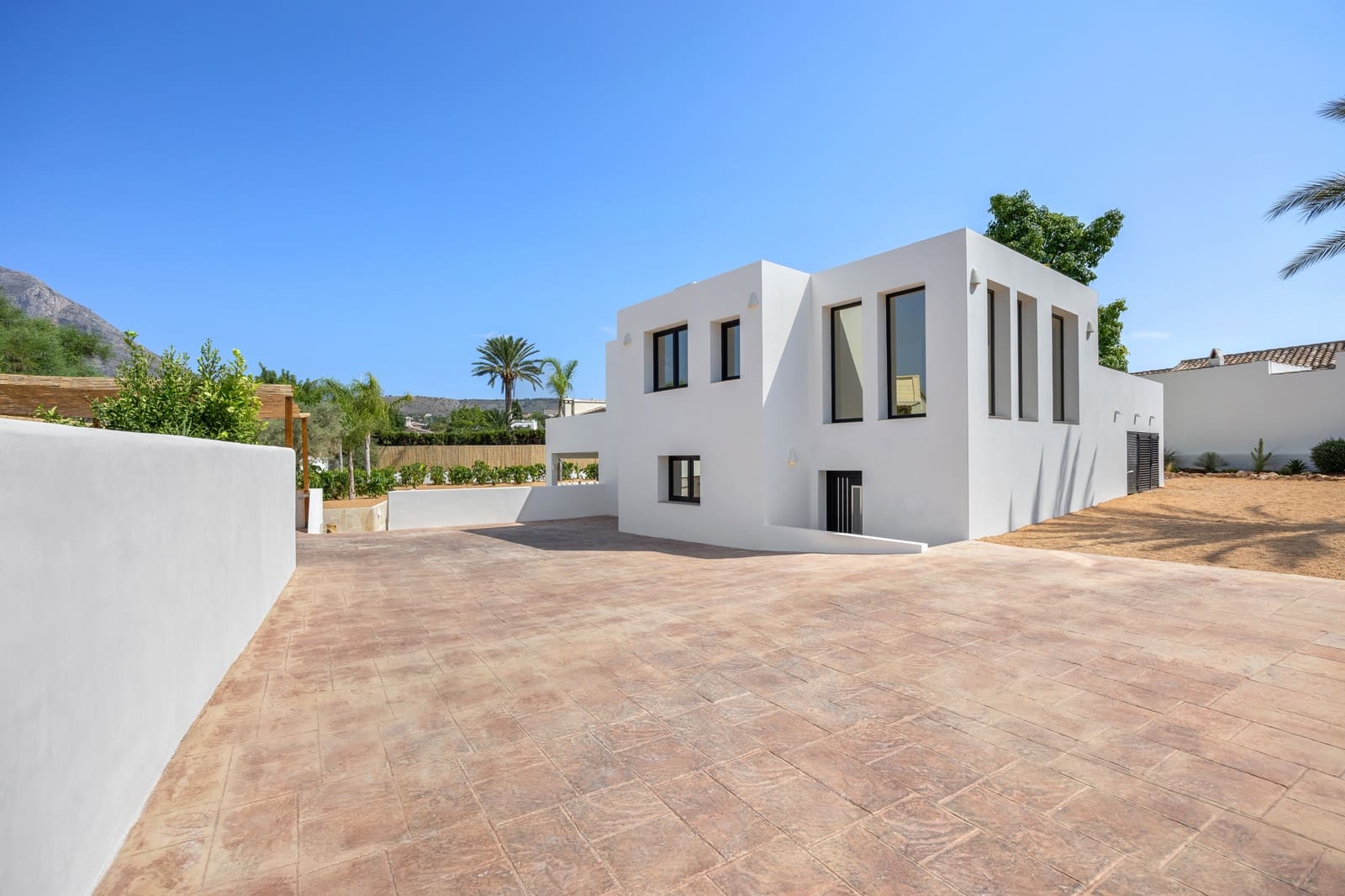 4 bedroom Villa for sale in Javea / Xabia with pool garage - € 1,650,000 (Ref: 10033246)
